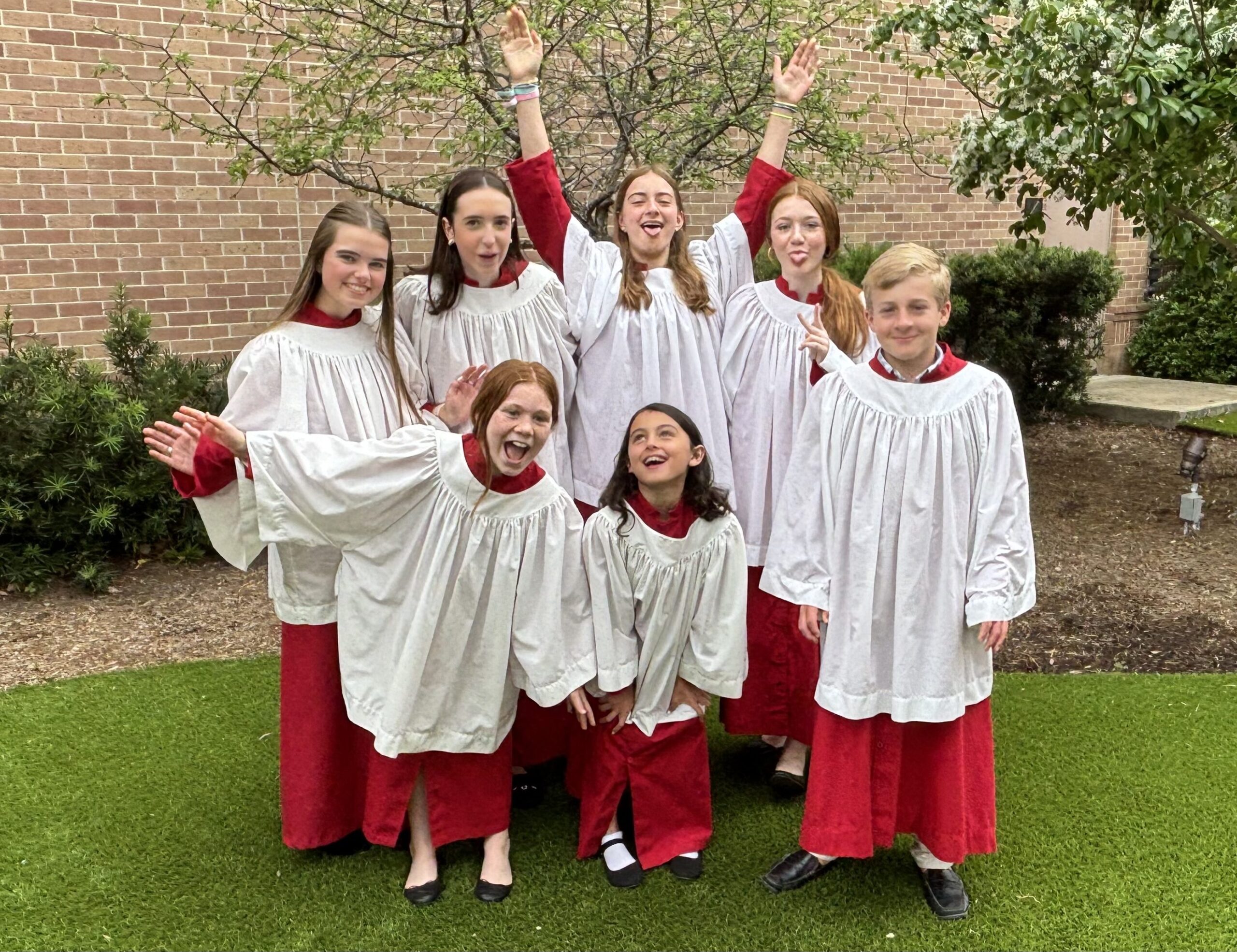 Featured image for “Youth Choir of St. Martin’s”